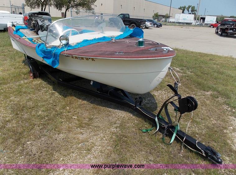 image for item J3549 1959 Sea King boat