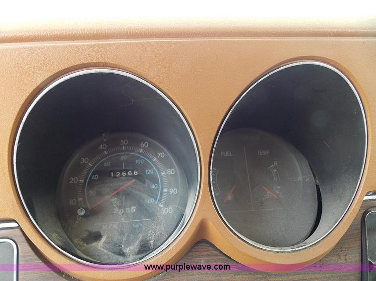 image for item J3550 1978 Dodge Sportsman motor home