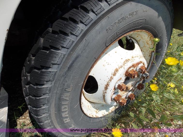 image for item J3550 1978 Dodge Sportsman motor home