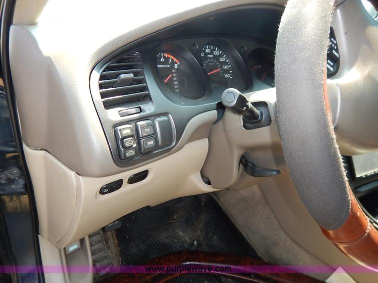 image for item J3580 2000 Acura TL 3.2TL