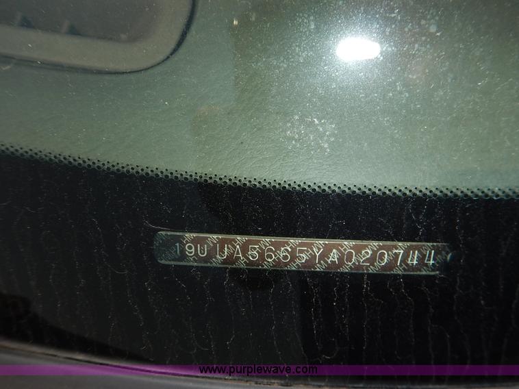 image for item J3580 2000 Acura TL 3.2TL