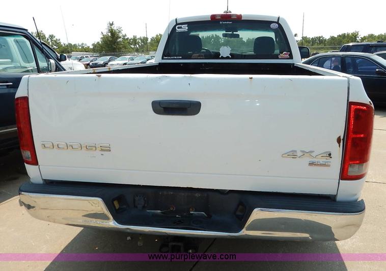 image for item J3582 2004 Dodge Ram 1500 pickup truck