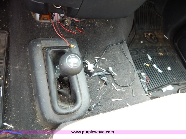 image for item J3582 2004 Dodge Ram 1500 pickup truck