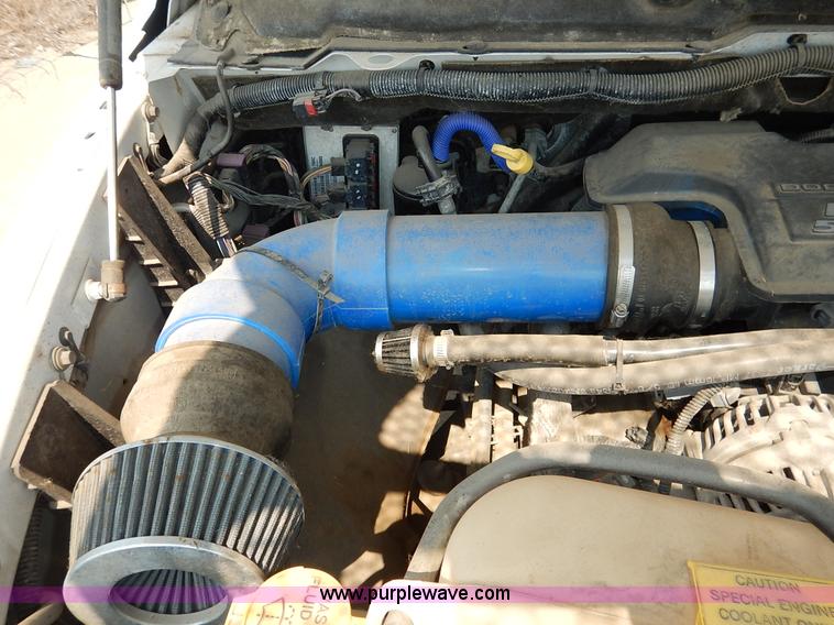 image for item J3582 2004 Dodge Ram 1500 pickup truck