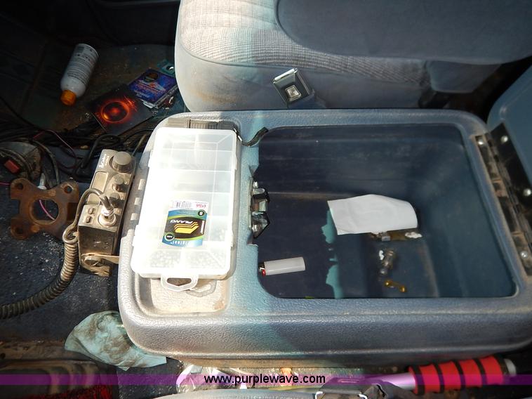 image for item J3583 1990 Ford Bronco SUV