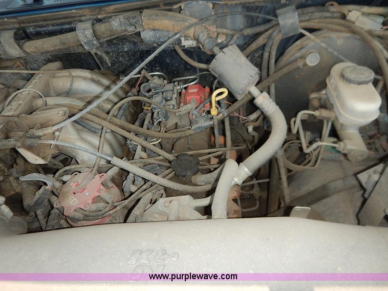 image for item J3583 1990 Ford Bronco SUV