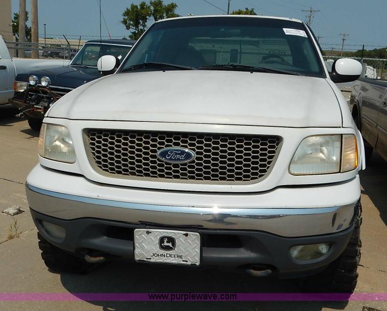 image for item J3584 2000 Ford F150 Ext. Cab pickup truck
