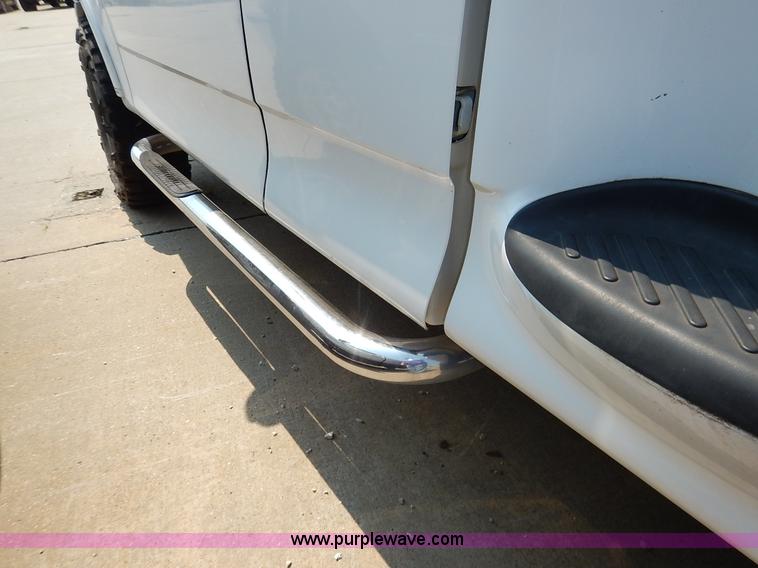 image for item J3584 2000 Ford F150 Ext. Cab pickup truck