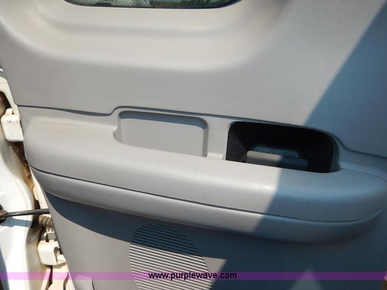 image for item J3584 2000 Ford F150 Ext. Cab pickup truck