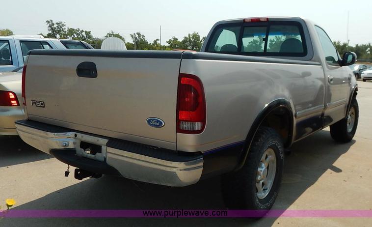 image for item J3585 1997 Ford F150 pickup truck
