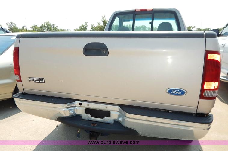 image for item J3585 1997 Ford F150 pickup truck