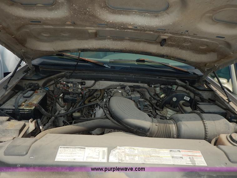 image for item J3585 1997 Ford F150 pickup truck