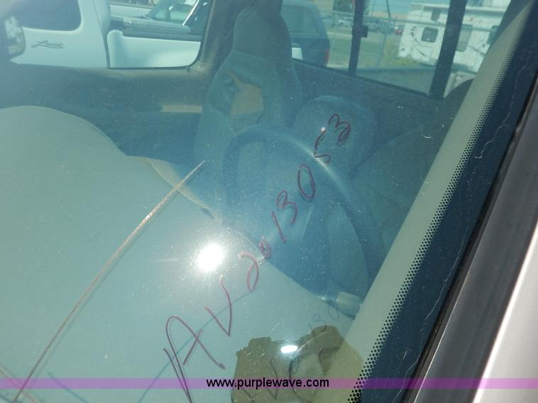 image for item J3585 1997 Ford F150 pickup truck