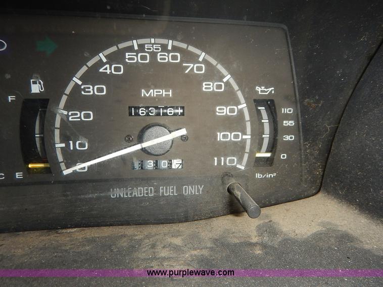 image for item J3587 1992 Isuzu Rodeo SUV