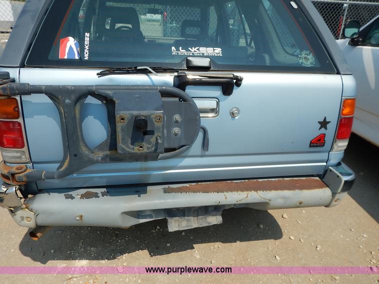 image for item J3587 1992 Isuzu Rodeo SUV