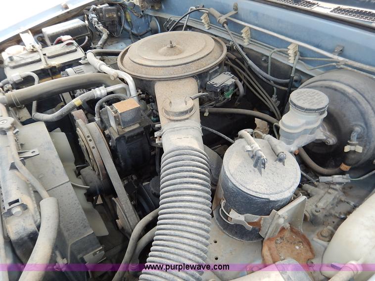 image for item J3587 1992 Isuzu Rodeo SUV