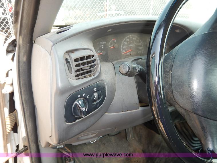 image for item J3588 1998 Ford F150 XLT pickup truck