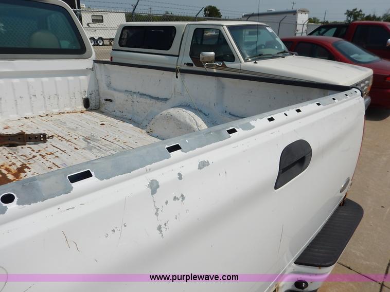 image for item J3588 1998 Ford F150 XLT pickup truck