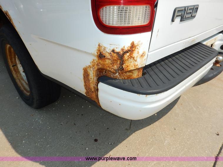 image for item J3588 1998 Ford F150 XLT pickup truck