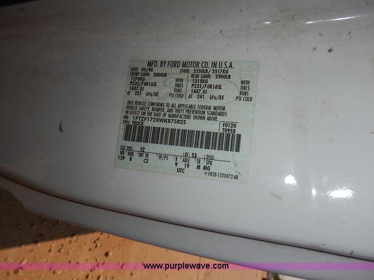 image for item J3588 1998 Ford F150 XLT pickup truck