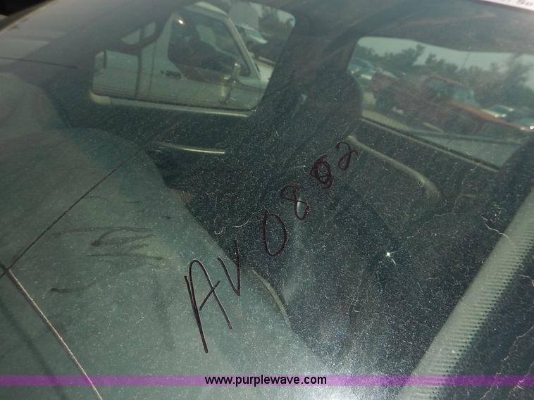 image for item J3588 1998 Ford F150 XLT pickup truck