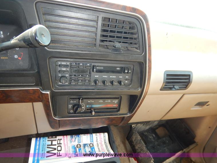 image for item J3589 1989 Ford Ranger pickup truck