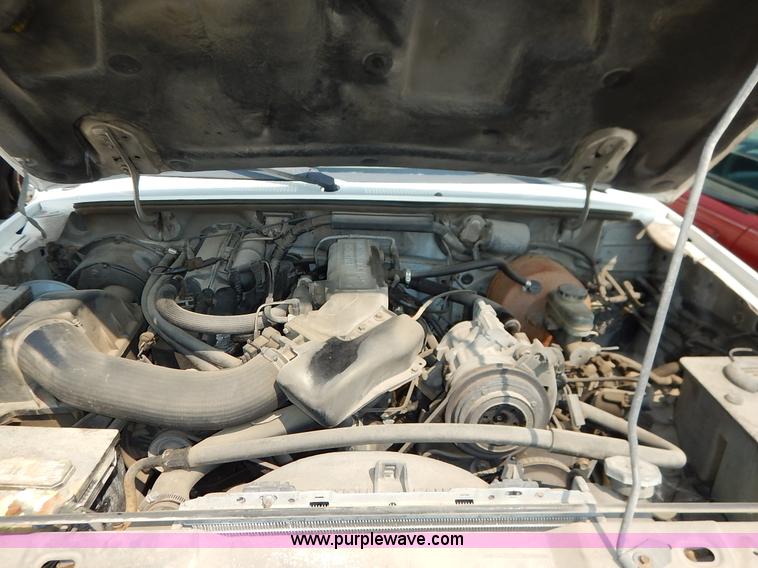 image for item J3589 1989 Ford Ranger pickup truck