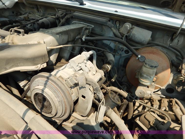 image for item J3589 1989 Ford Ranger pickup truck