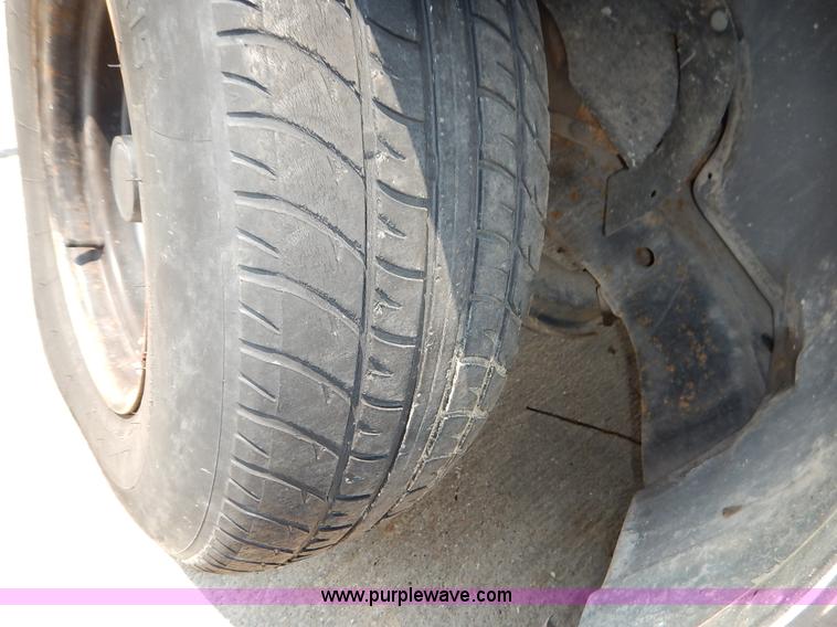 image for item J3591 1992 Chevrolet Silverado 1500 pickup truck