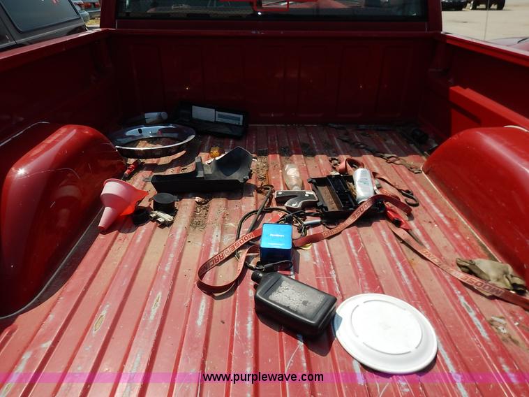 image for item J3591 1992 Chevrolet Silverado 1500 pickup truck