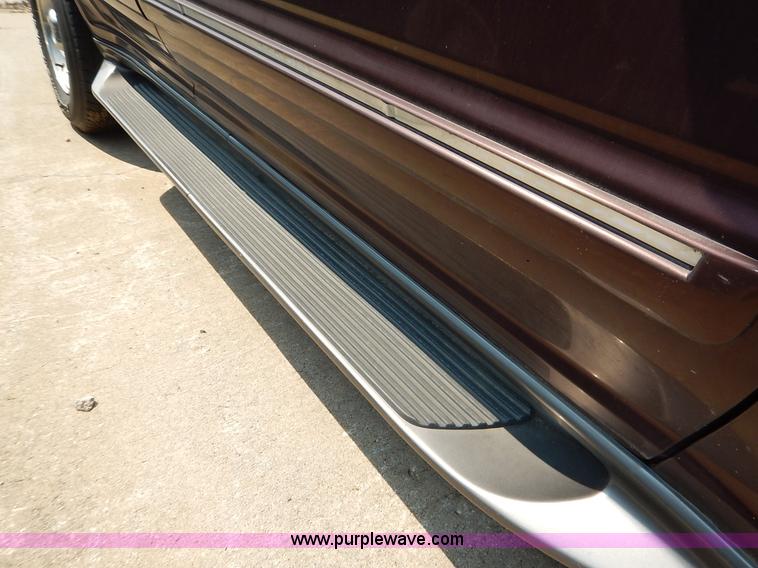 image for item J3592 1999 Ford Explorer SUV