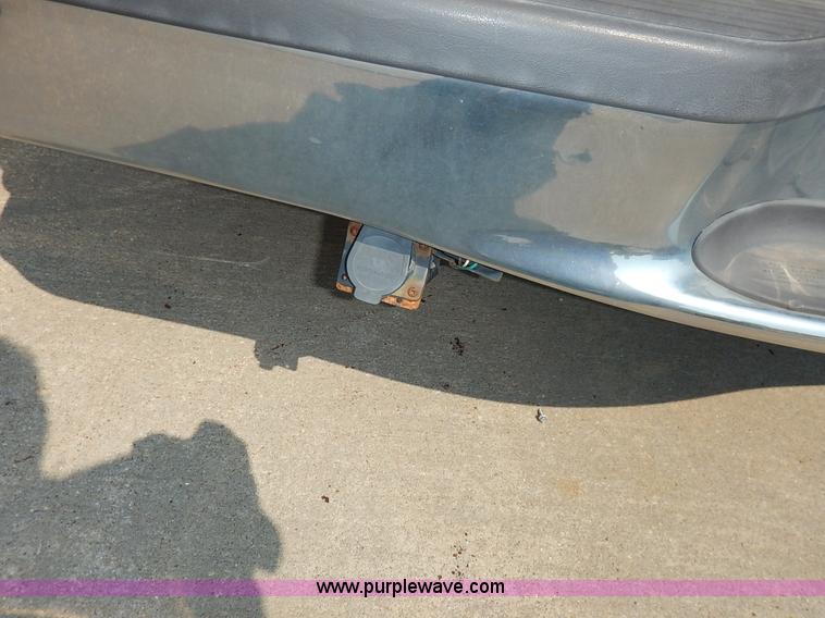 image for item J3592 1999 Ford Explorer SUV