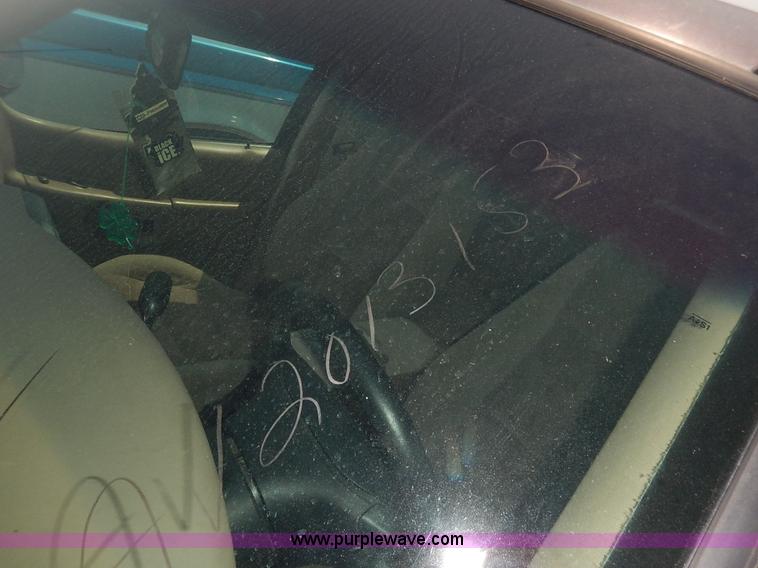 image for item J3592 1999 Ford Explorer SUV