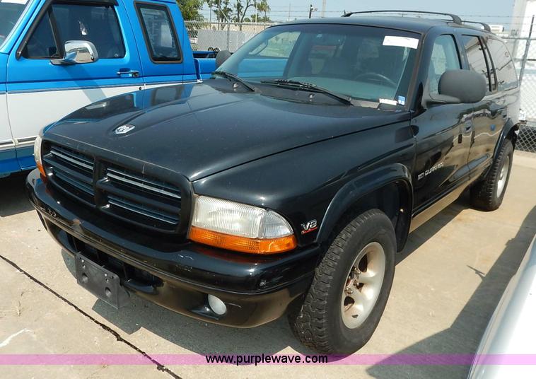 image for item J3594 1999 Dodge Durango SUV