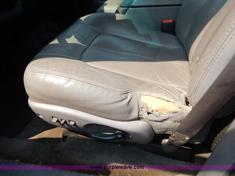 image for item J3594 1999 Dodge Durango SUV