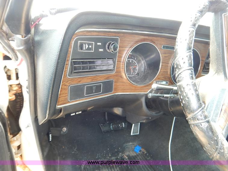 image for item J3595 1972 Pontiac 400