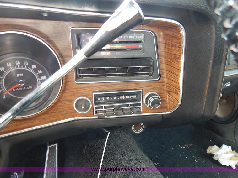 image for item J3595 1972 Pontiac 400