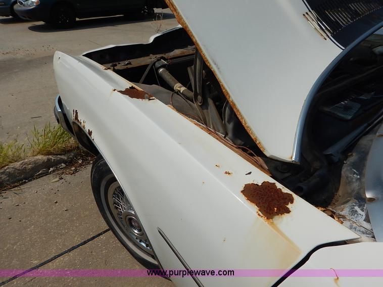 image for item J3595 1972 Pontiac 400