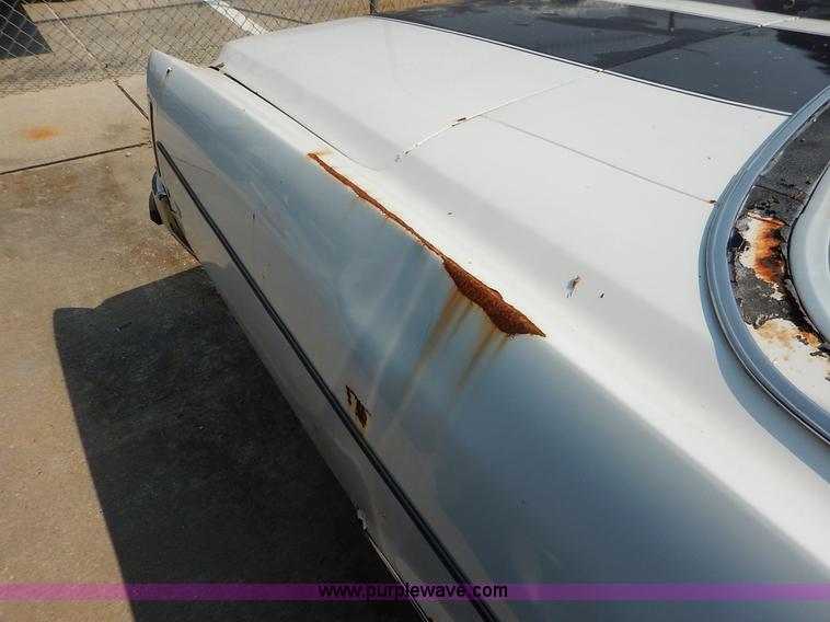 image for item J3595 1972 Pontiac 400