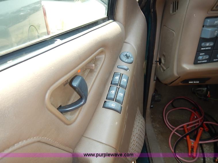 image for item J3596 1997 Chevrolet Blazer SUV