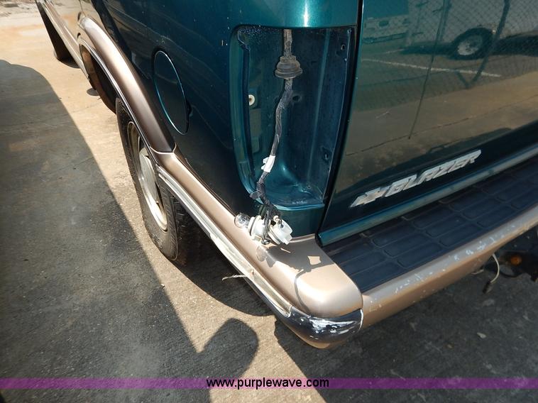 image for item J3596 1997 Chevrolet Blazer SUV