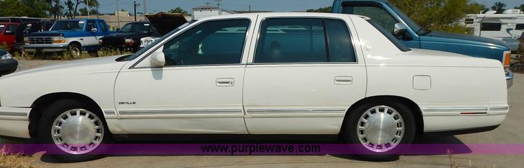 image for item J3601 1997 Cadillac DeVille