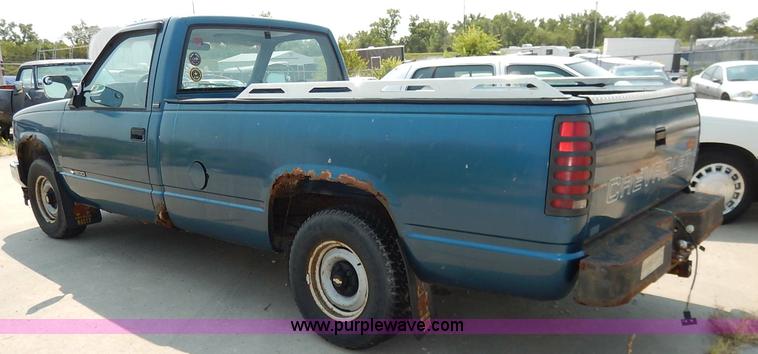 image for item J3602 1991 Chevrolet Cheyenne 1500 pickup