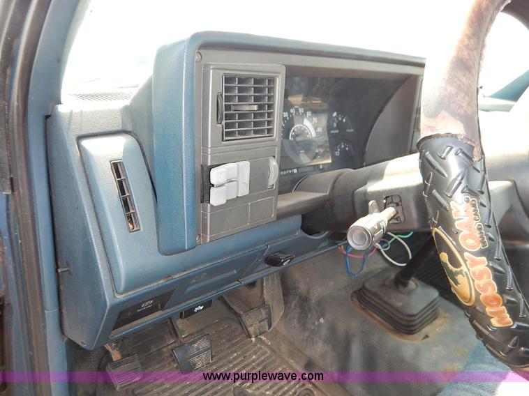 image for item J3602 1991 Chevrolet Cheyenne 1500 pickup