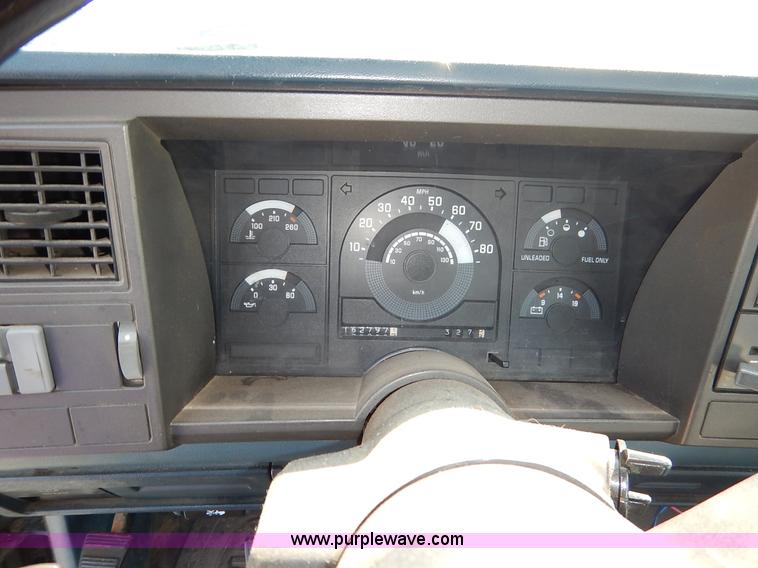 image for item J3602 1991 Chevrolet Cheyenne 1500 pickup