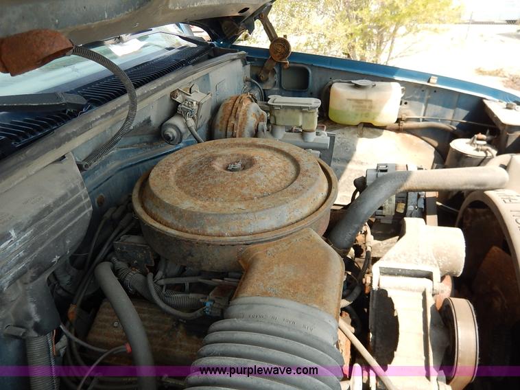 image for item J3602 1991 Chevrolet Cheyenne 1500 pickup