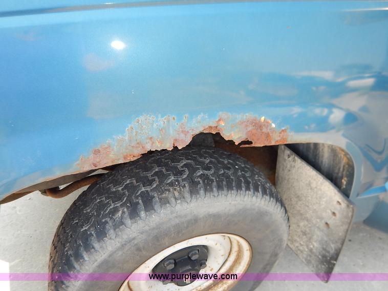 image for item J3602 1991 Chevrolet Cheyenne 1500 pickup