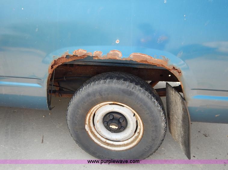 image for item J3602 1991 Chevrolet Cheyenne 1500 pickup