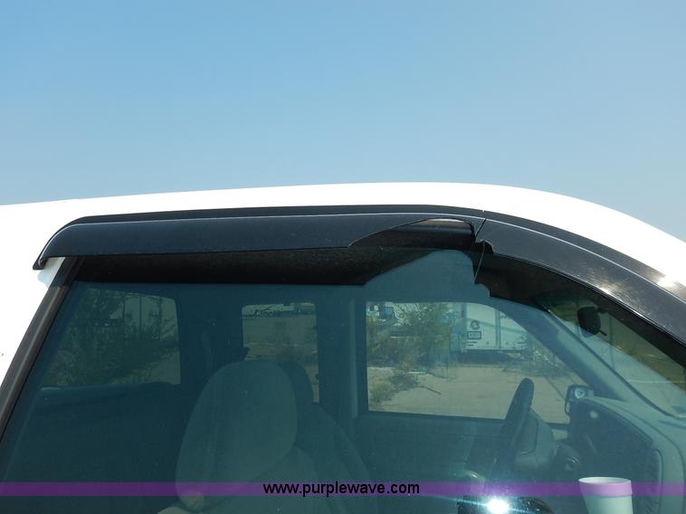 image for item J3603 1995 Chevrolet 1500 Ext. Cab pickup truck