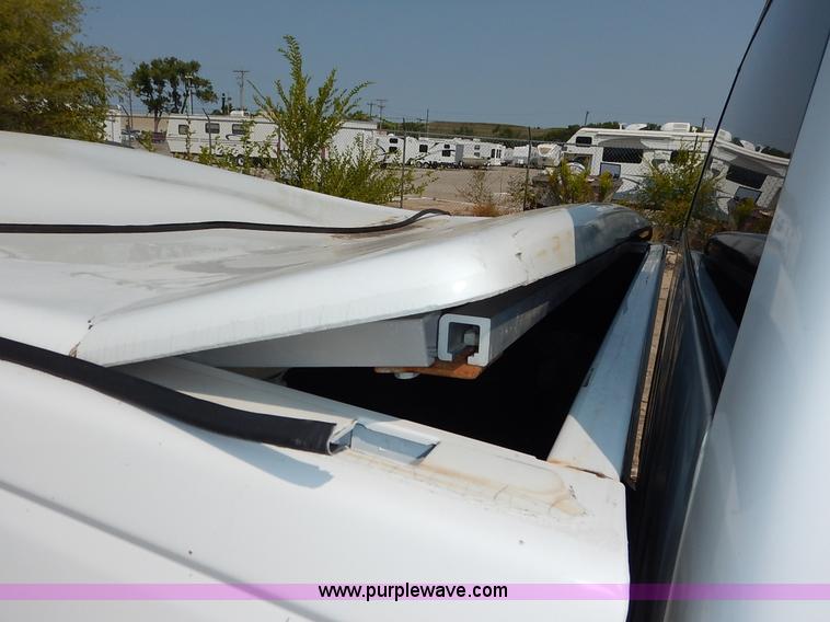 image for item J3603 1995 Chevrolet 1500 Ext. Cab pickup truck